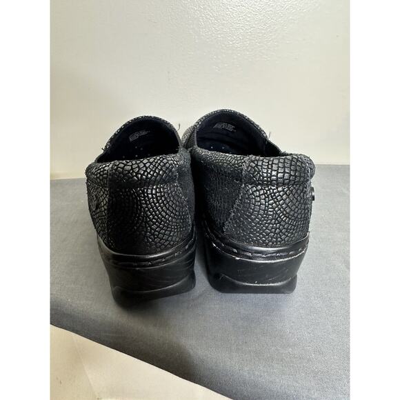 Kloggs Portland Closed Back Clog Shadow Mosaic Size 9 MSRP $119.95 Work Nurse - Picture 4 of 12